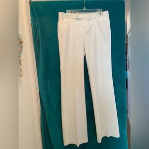 GAP pants in size 6 long. White cotton
